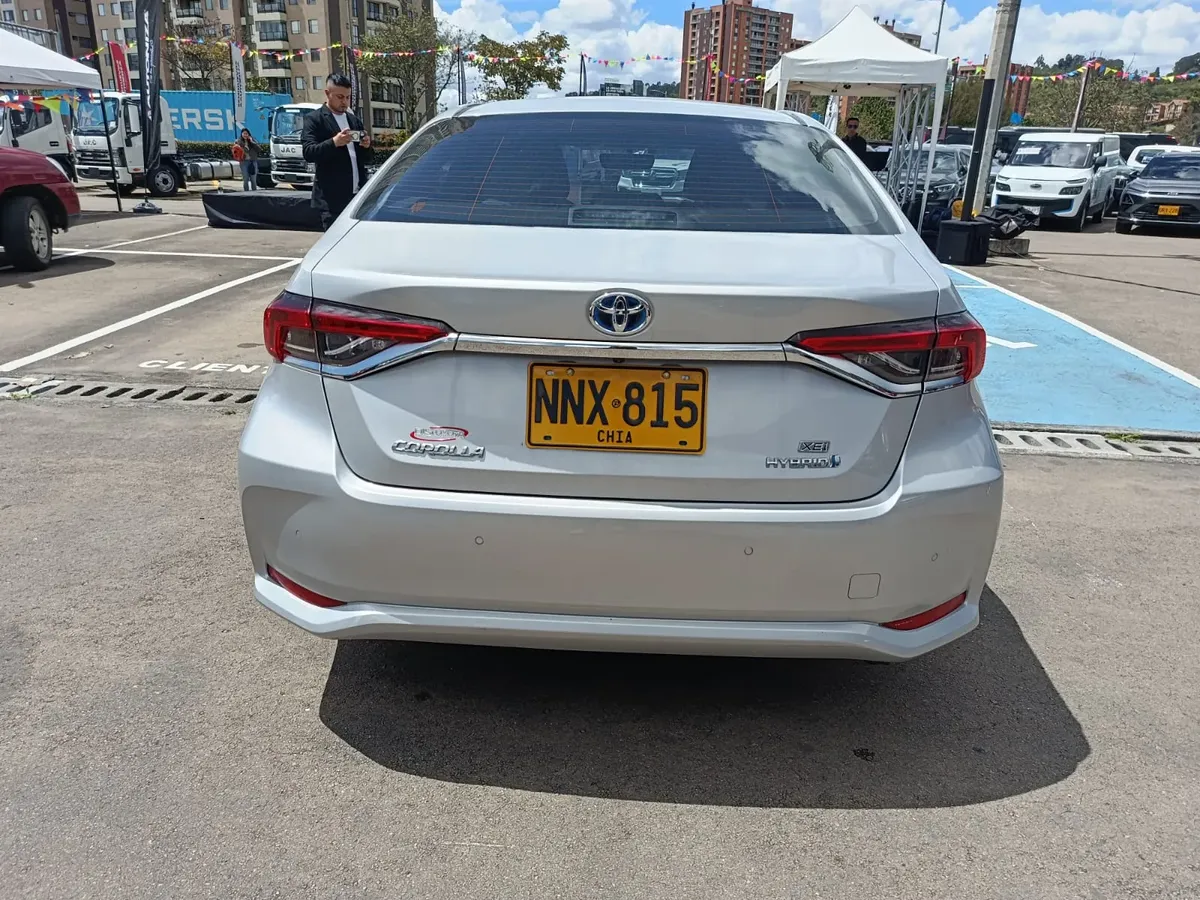 NNX815 TOYOTA COROLLA 1.8 HEV XEI 2024